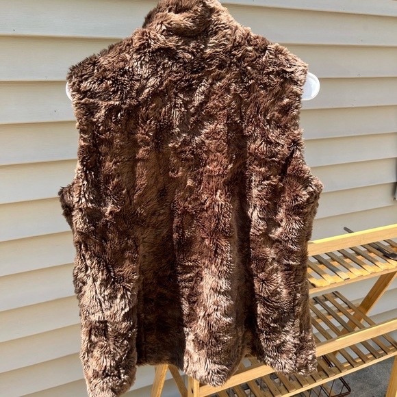 WEATHERPROOF chocolate brown warm womans small vest - Picture 2 of 6